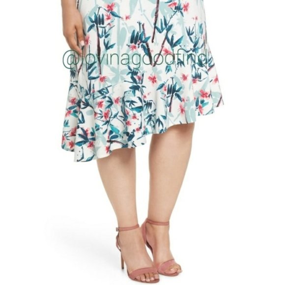 Maggy London Floral Asymmetrical Sheath Dress NWT sz 16W - Picture 3 of 5